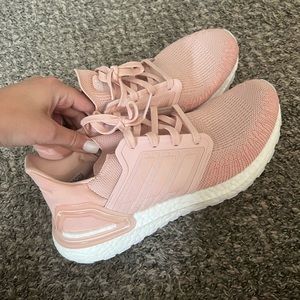 Adidas ultraboost- like new